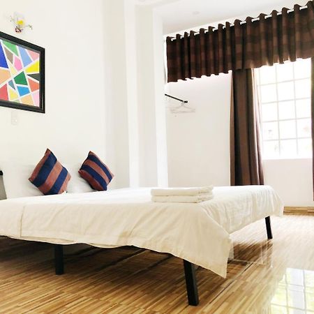 Tuong Van Homestay Дананг Екстер'єр фото